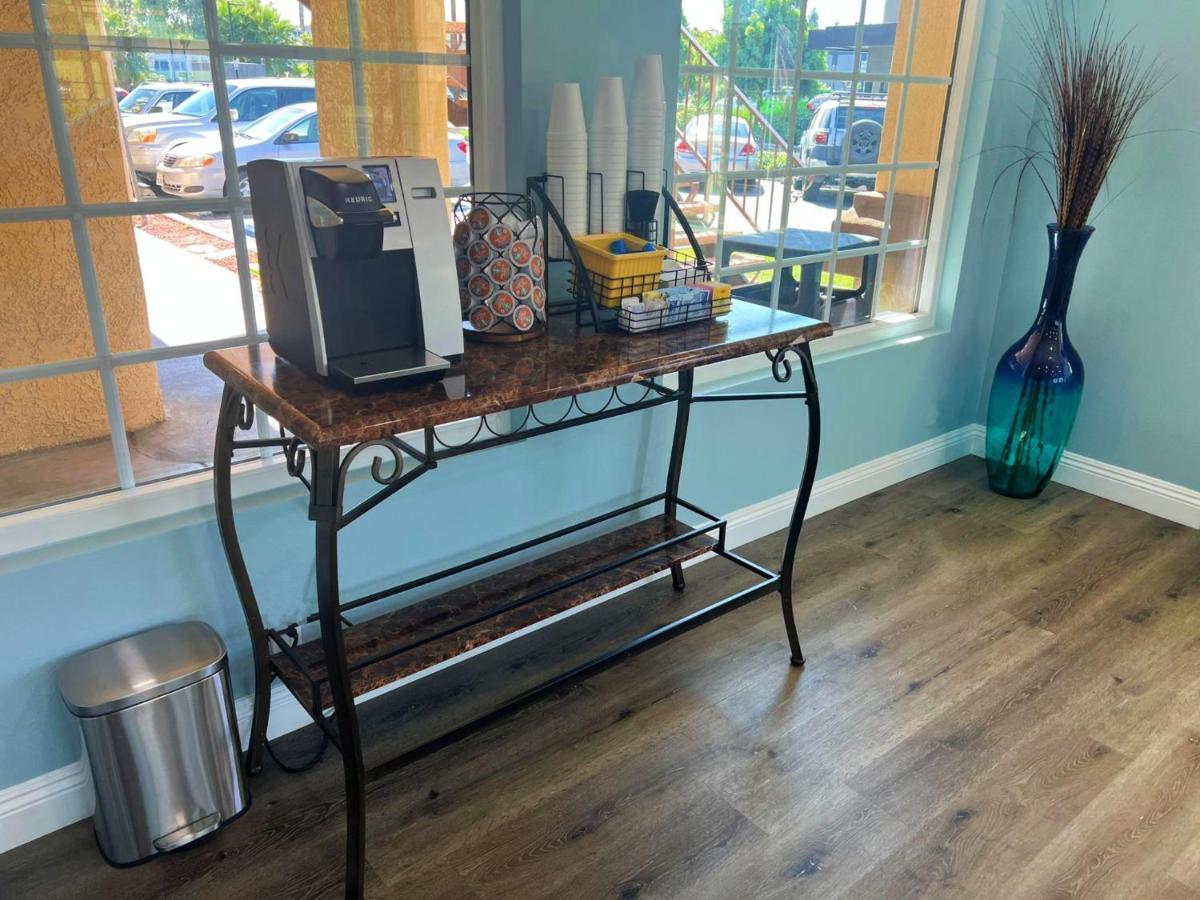 Bposhtels Anaheim Hostel Eksteriør bilde