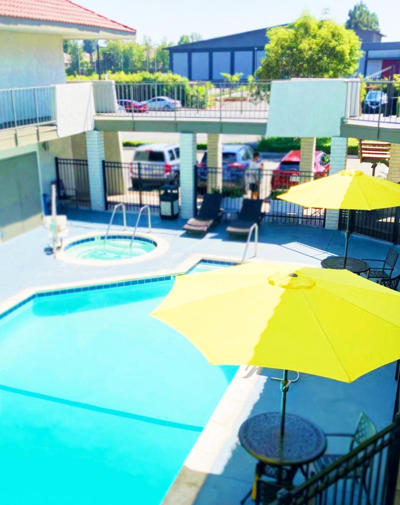 Bposhtels Anaheim Hostel Eksteriør bilde